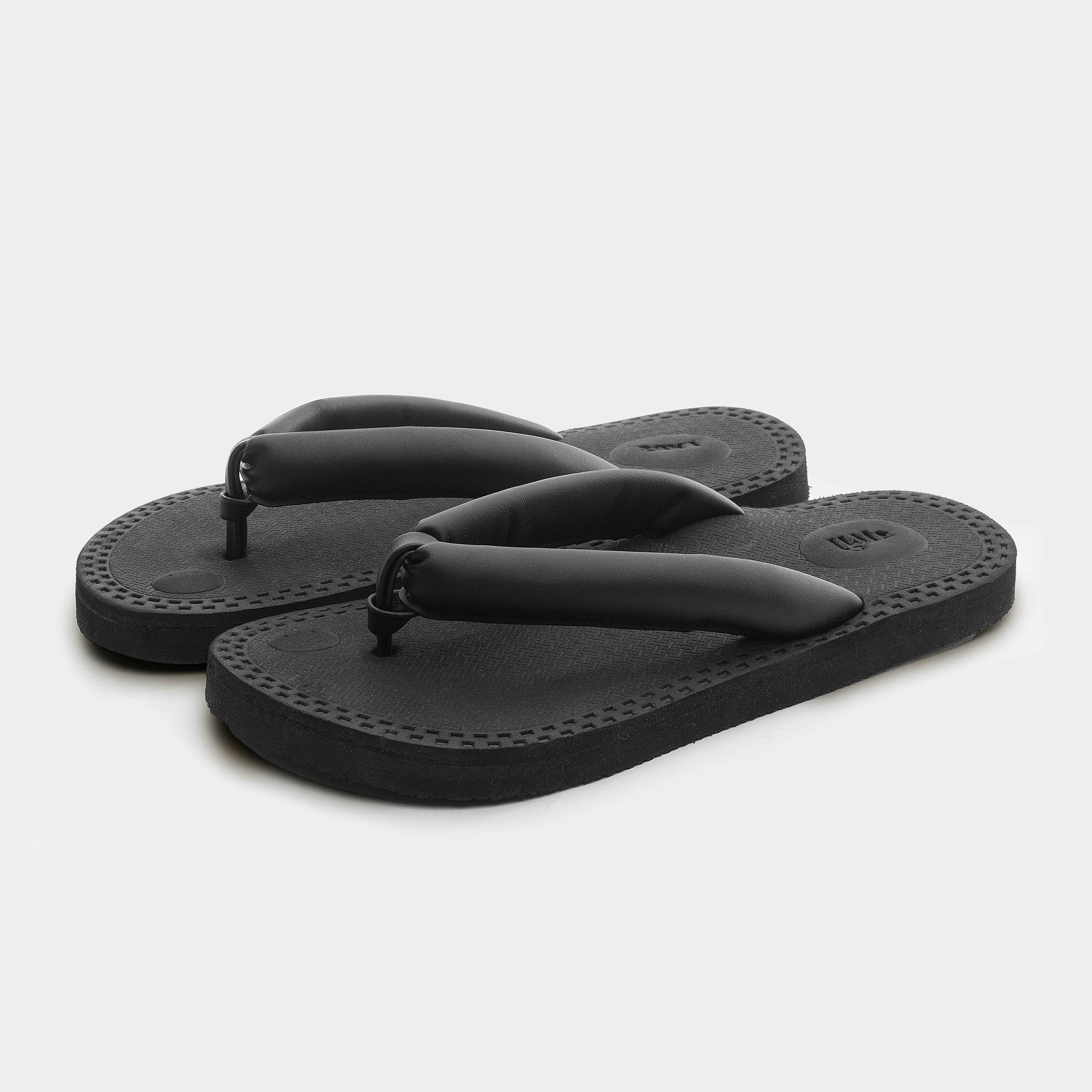 Gully Number 005 – Atlas Black For Women