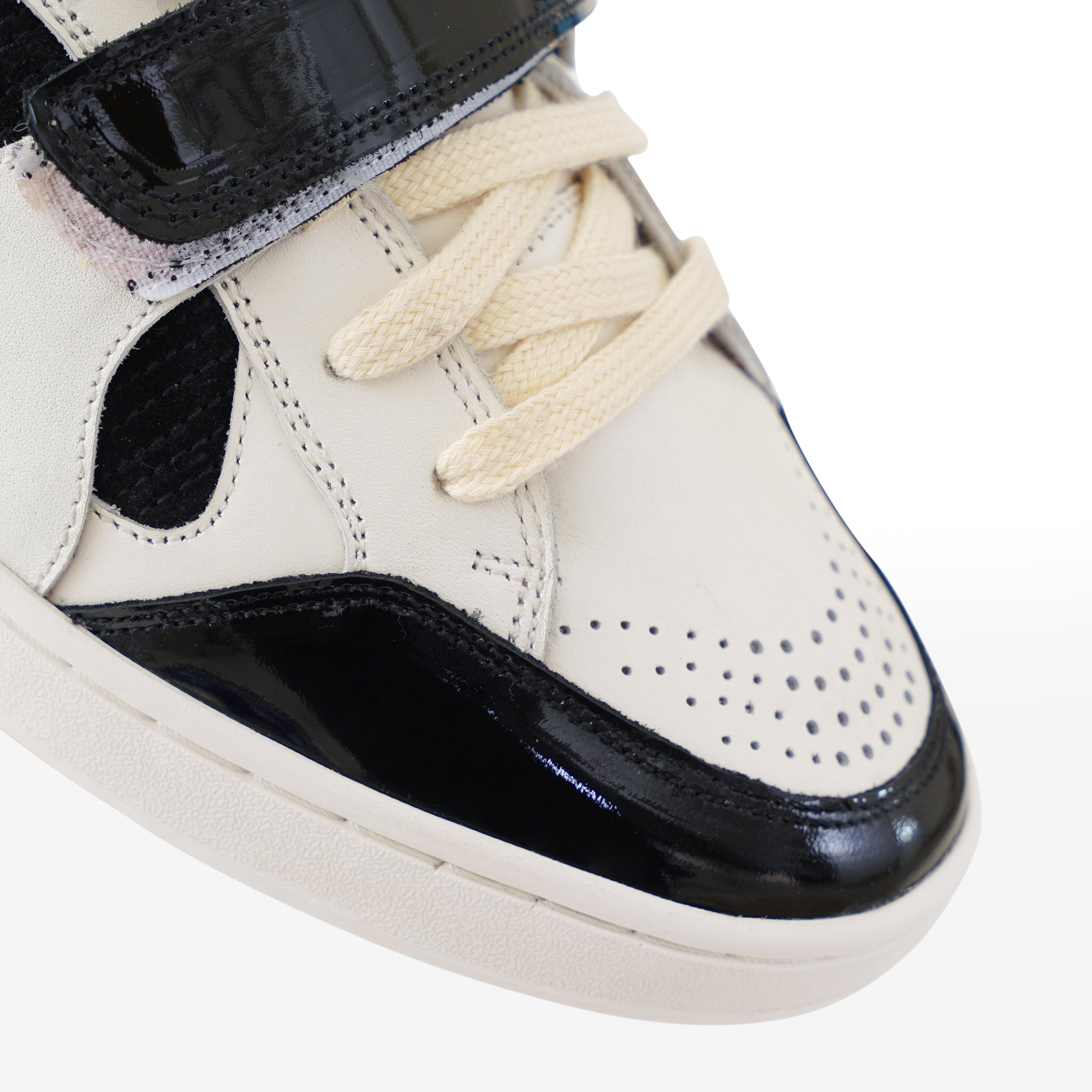 GL001 Class Rebels - Black Slate