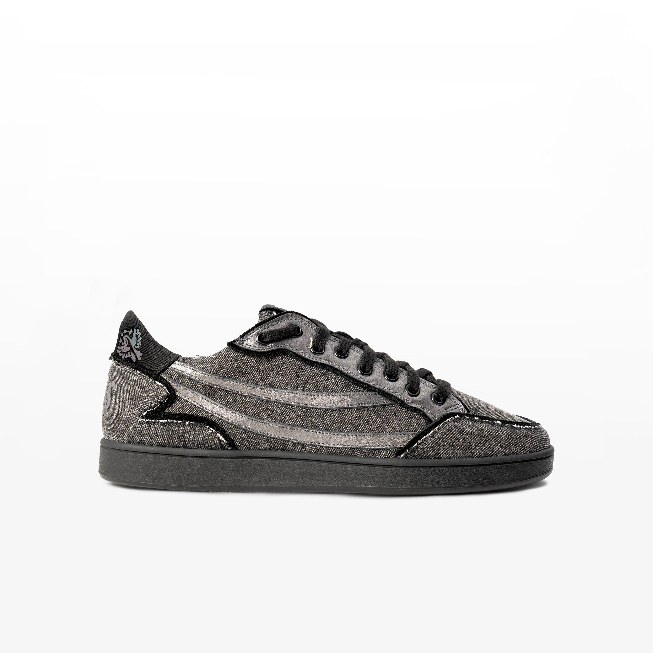 Gully Number 001 - Baaz Chaaya Grey